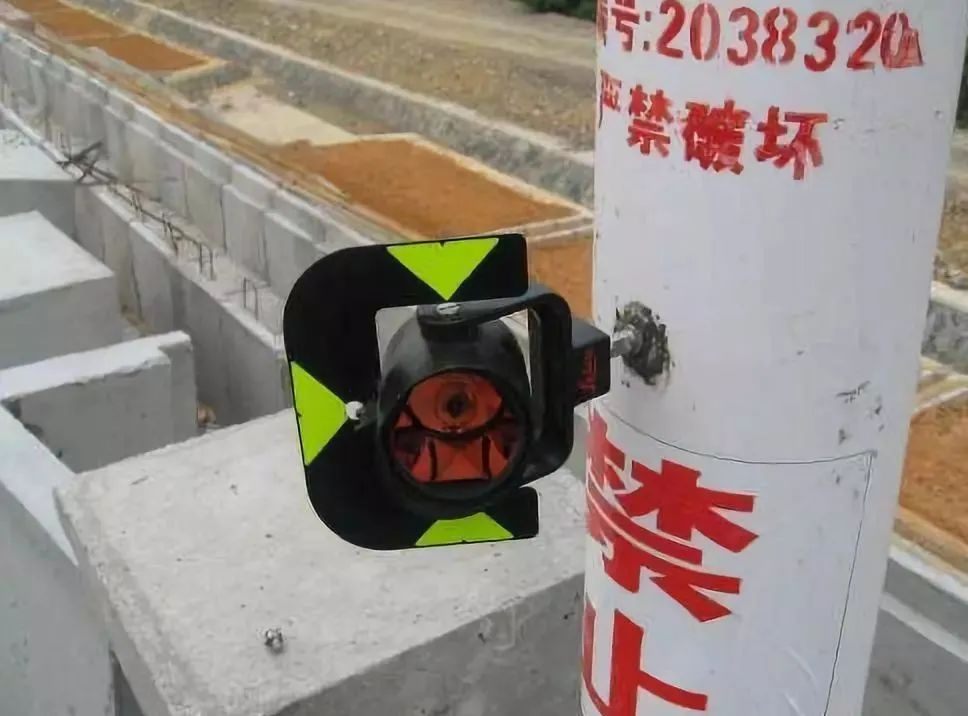 赛维板报丨直线定向!