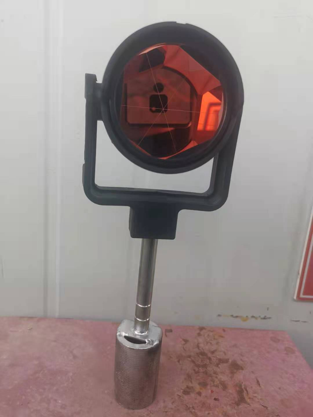 棱镜与反射片都有什么精度差异?你看是不是这些!